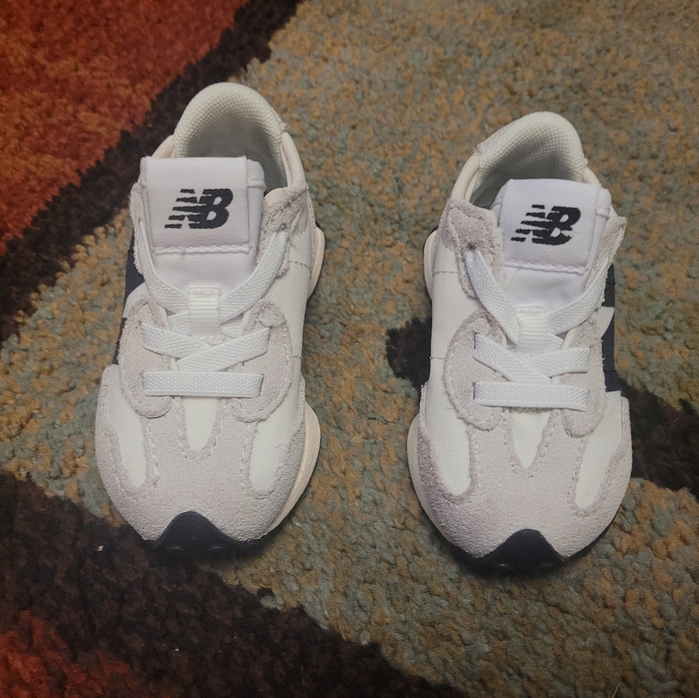 Toddler sneakers